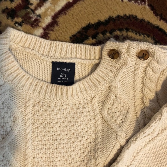 Gap Baby boy sweater. - Picture 4 of 8